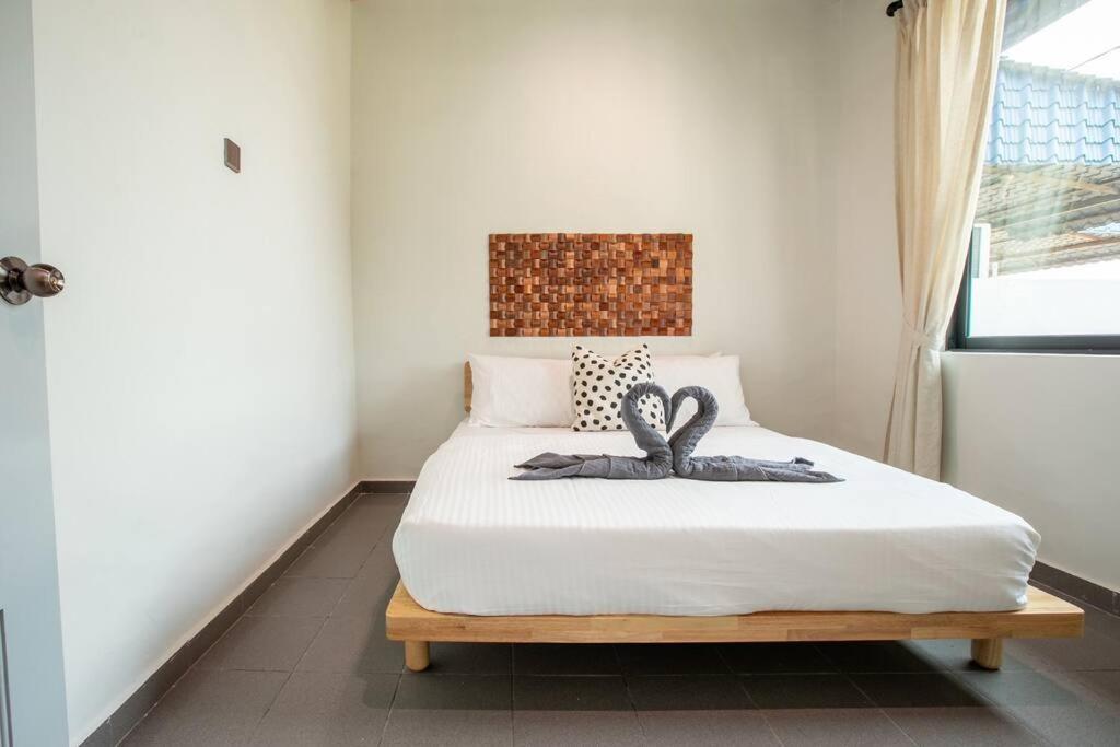 Afna Wood House Private Pool Islamic *